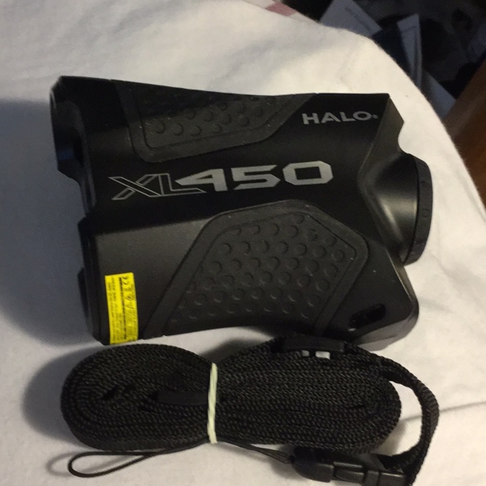 NWOT .HALO XL 450 RANGE FINDER GOLFER HELPER LAZ.